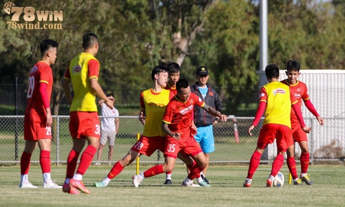 Các cầu thủ Việt Nam đã có buổi tập đầu tiên tại Úc