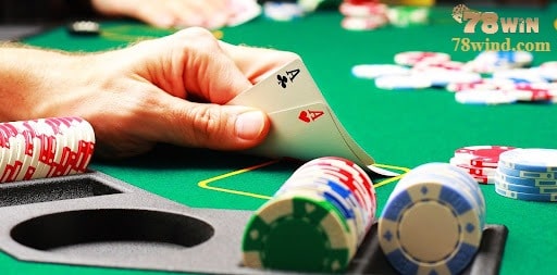 Cách chơi poker giỏi là hãy đoán bài của đối thủ