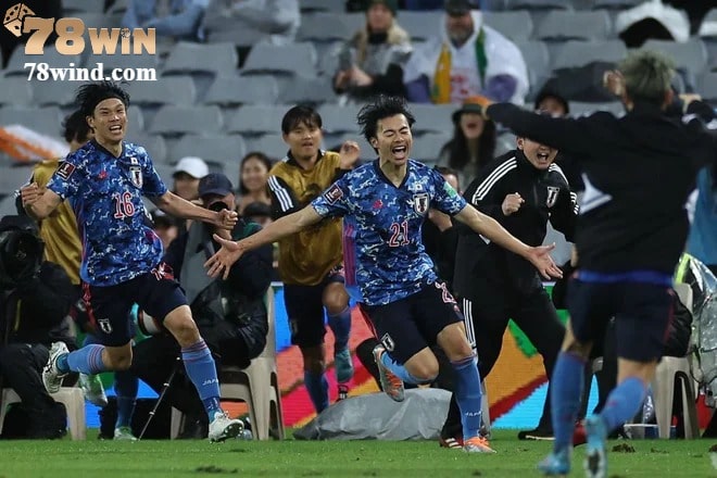 Tuyển Nhật đã nhanh chóng bứt phá để giành trọn 3 điểm và ghi danh vào VCK World Cup 2022