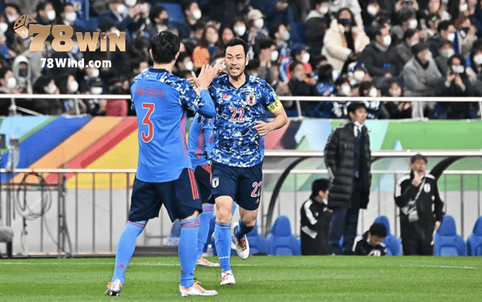 Yoshida đã gỡ hòa cho đội tuyển Nhật Bản ở phút thứ 54