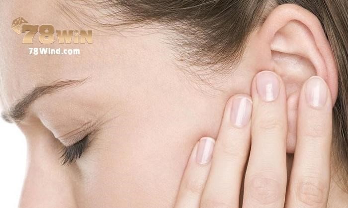 Ngứa tai bên trái có thể là dấu hiệu của nhiều chứng bệnh