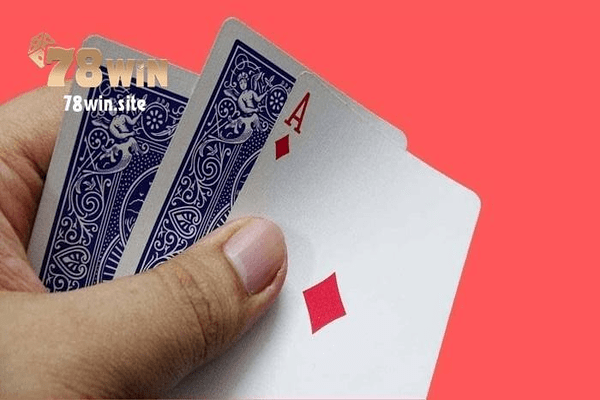 Người chơi Blackjack online có thể nhận được các lá bài giống hệt nhau
