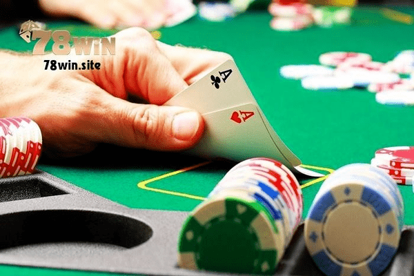 Người chơi game bài Blackjack 78win cần biết cách tách bài