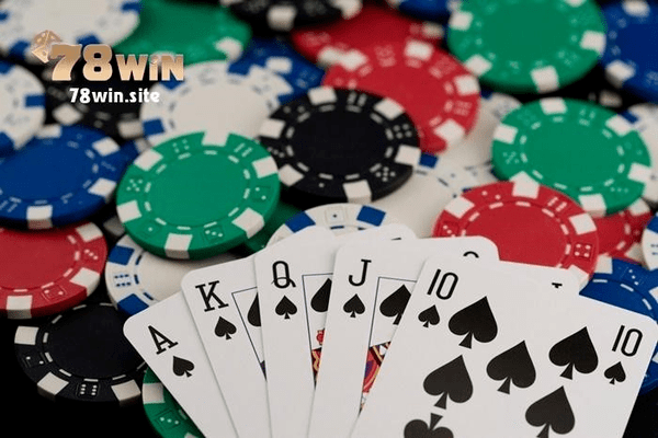 Bạn cần nắm được thông tin về các tay bài trong game Poker